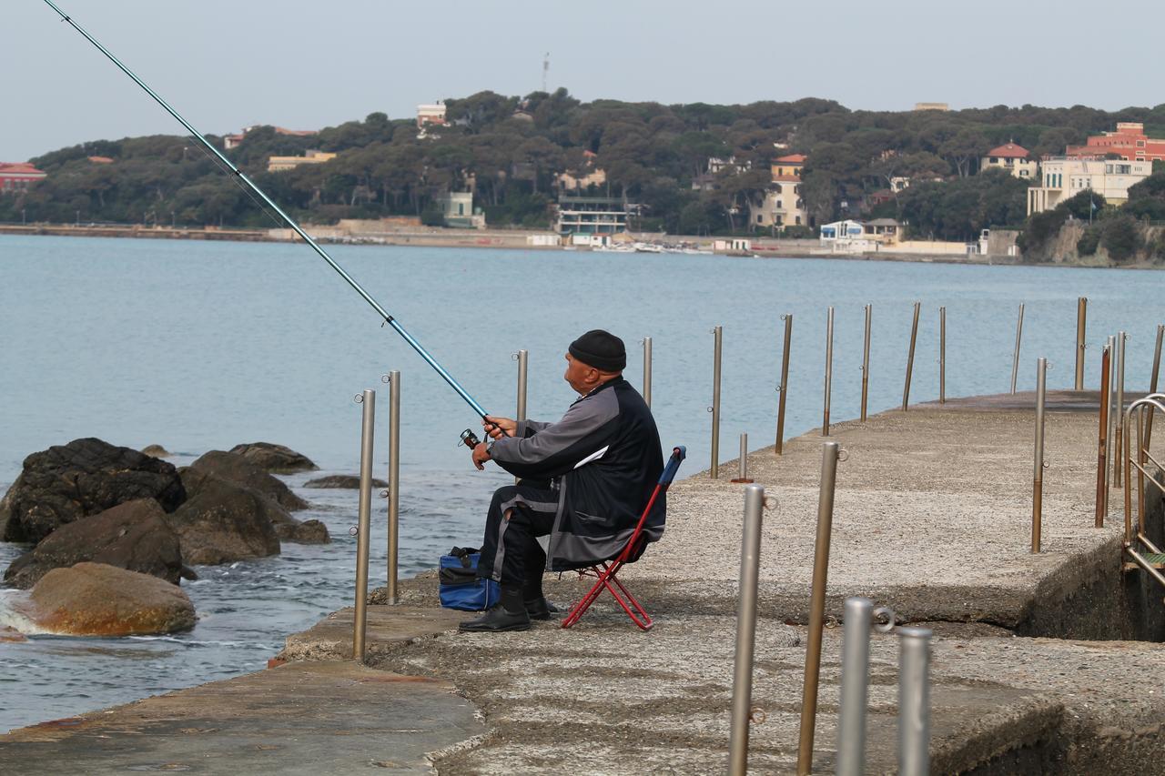 Hotel La Marinella Castiglioncello Kültér fotó